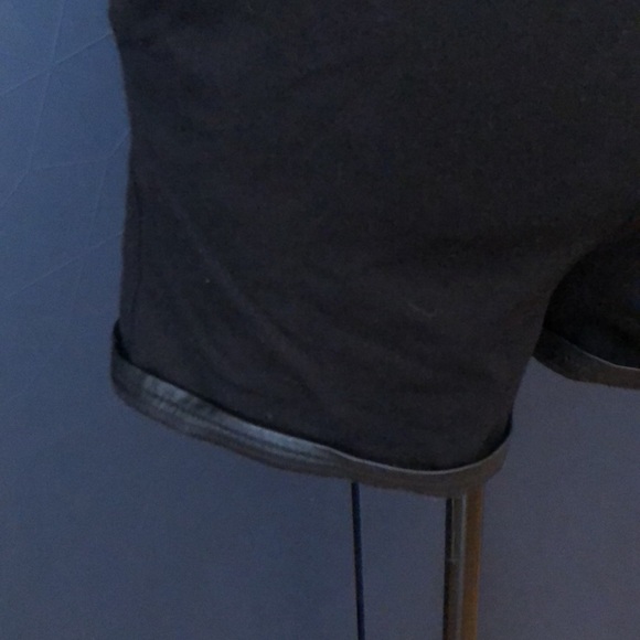 MATERIAL GIRL black dress shorts size 9 - Picture 6 of 10